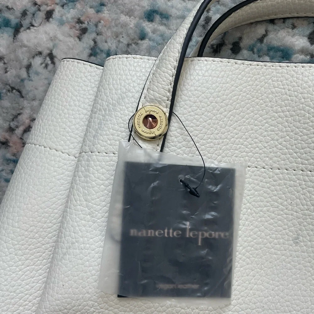 Nanette Lepore leather tote bag NWT - Picture 3 of 6